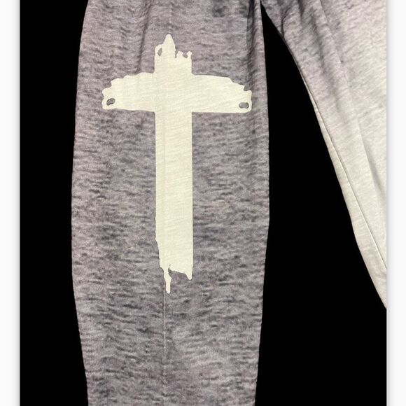 Blessed Heart Long Sleeve Shirt Size XXL Runs Small Like a L/XL - Picture 4 of 6